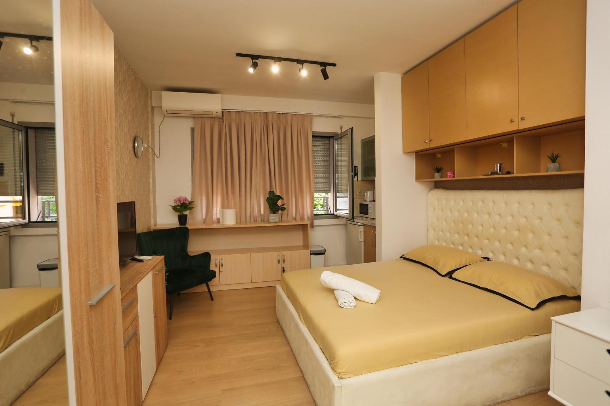 Apartment Cozy Near Square 21 *